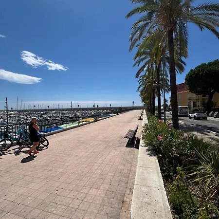 3 Pieces Du Cap Clime Apartment